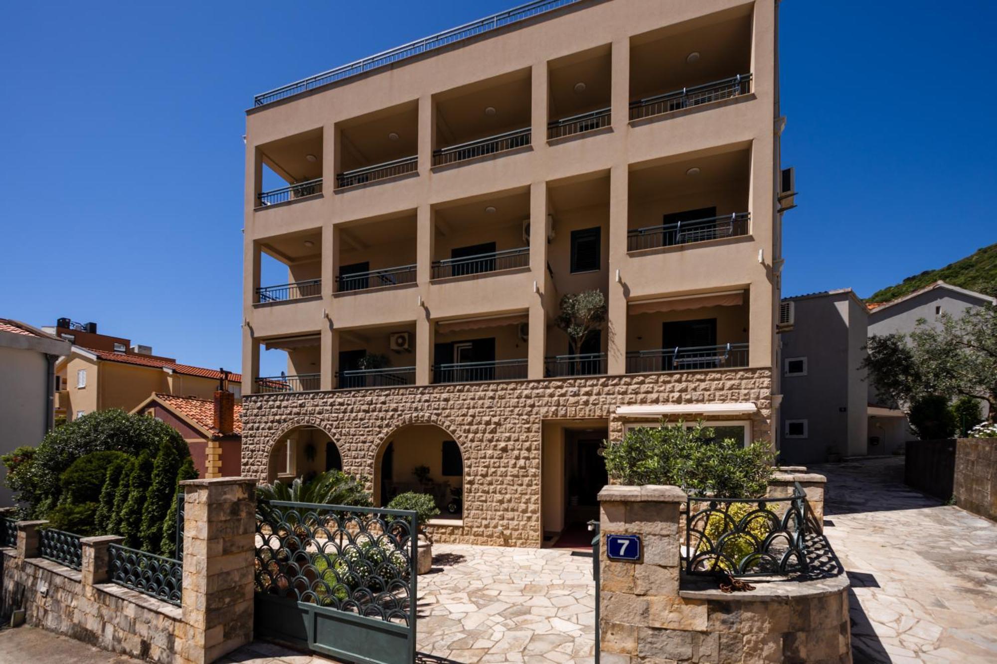 Guest House Medin Петровац Экстерьер фото