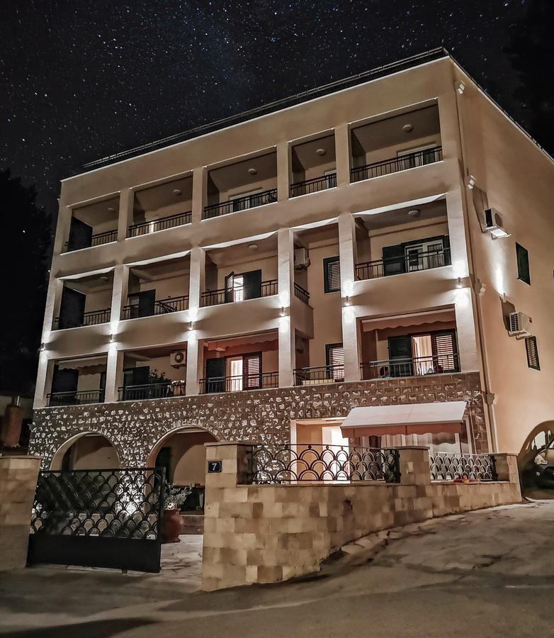 Guest House Medin Петровац Экстерьер фото